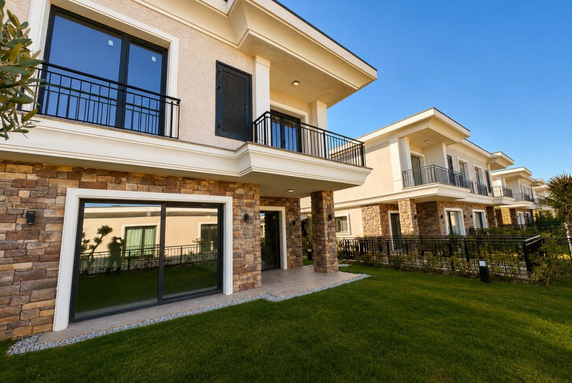 Alya Bahçe satılık lüks villa Bahçeşehir