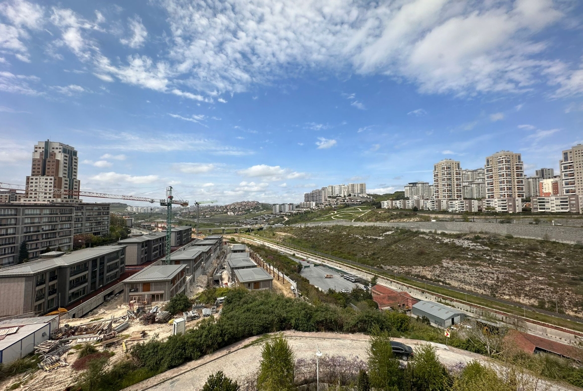 Şehir manzarası, inşaat alanı.
